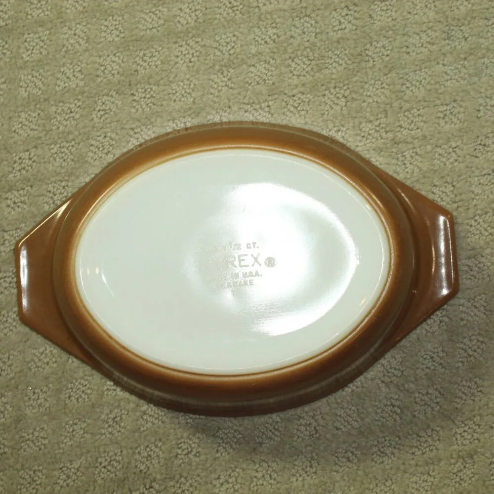 Vintage Pyrex - 3 pc Brown Early American Oval Casserole 043 1.5 QT. w Lid /473